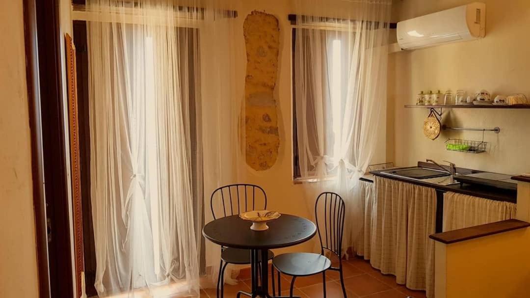 Perla Del Borgo Appartamenti Santa Caterina dello Ionio Ngoại thất bức ảnh