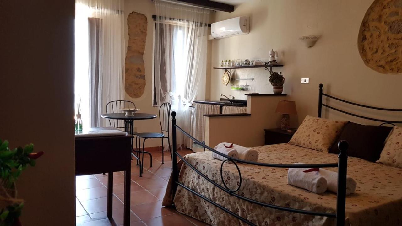 Perla Del Borgo Appartamenti Santa Caterina dello Ionio Ngoại thất bức ảnh