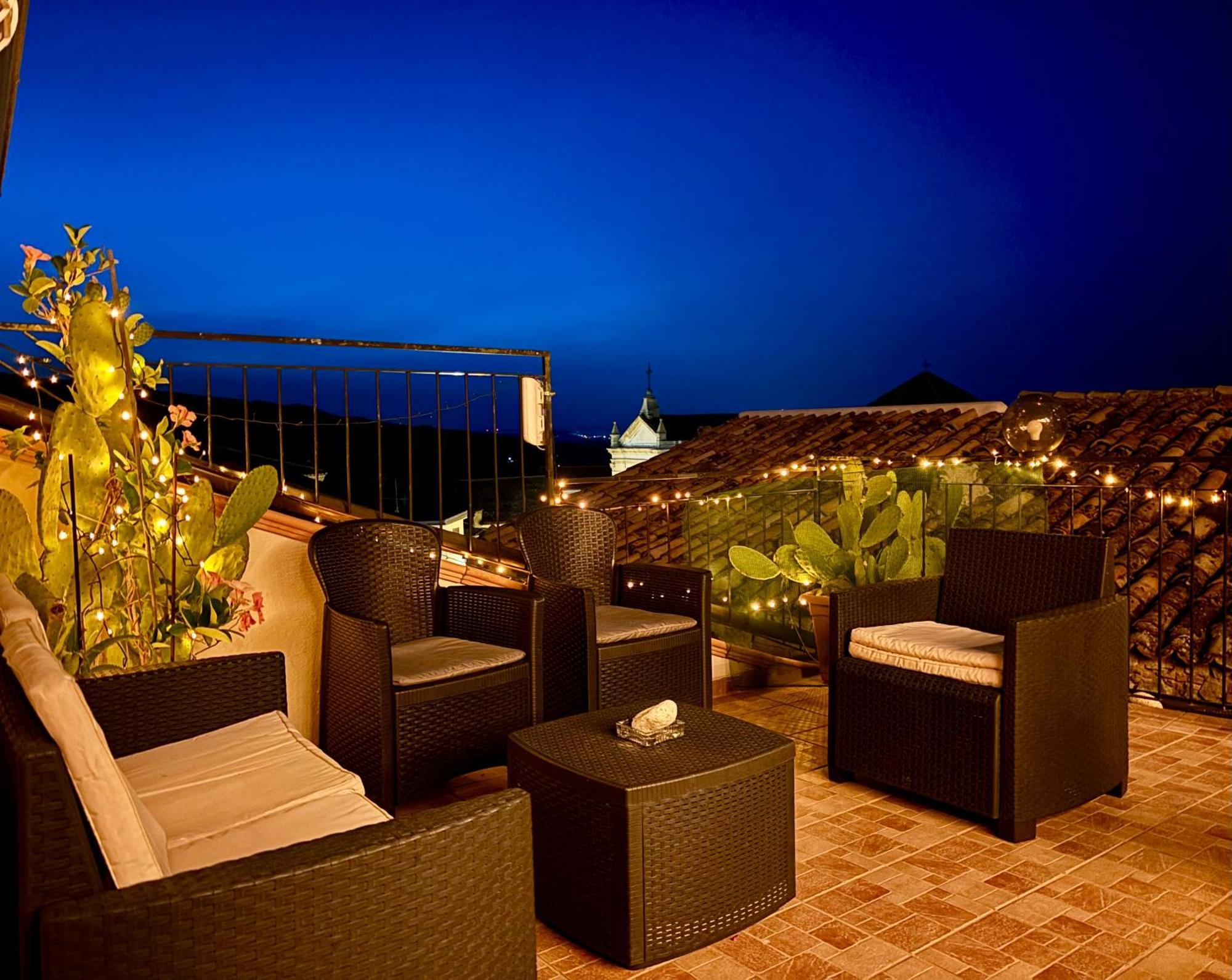 Perla Del Borgo Appartamenti Santa Caterina dello Ionio Ngoại thất bức ảnh